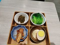 -康师傅私房牛肉面(马泉营奥莱店)