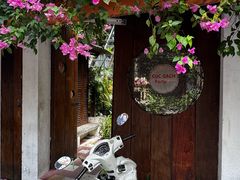 -Cục Gạch Quán