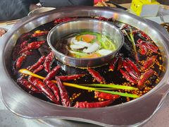 -正贰捌经重庆老火锅(建设路店)