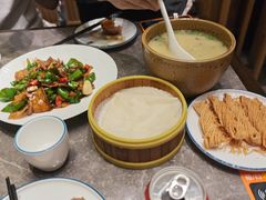 -闫府私房菜·百年鲁菜(恒隆店)