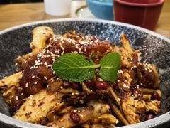 -吃饭皇帝大土家民族菜(正大广场店)