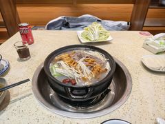 山菌牛肉汤锅-九寨特色牦牛肉汤锅 羊肉汤锅