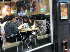 门面-滋味满屋美食坊(上海街店)