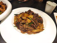 -老牌坊鲁菜名店(美莲广场店)