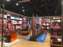 -安踏儿童(世欧王庄店)