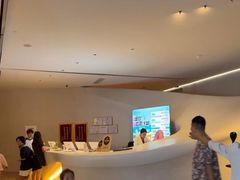 -涨巢·潮玩水疗局