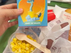 -麦当劳(上海虹桥站30B检票口楼上)