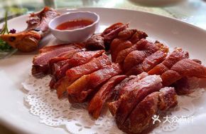 German Salted Pork Trotter (Blanching Style)