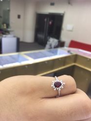 -威德钻石-克拉钻大本营(南京东路店)