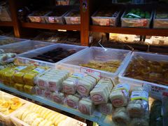 面包甜点陈列柜-百年义利(百万庄店)