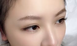-爱美睫美甲会馆