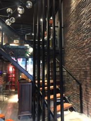 点击看大图 -鳌首刺青纹身 穿孔饰品店