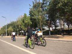 -新华百货CC Park购物广场