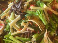 -蛙兔鸡自贡风味·特色江湖菜(广都店)