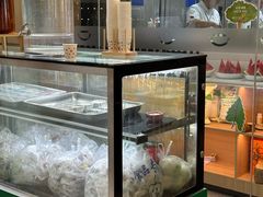 -百年港湾奥特莱斯(香炉礁店)