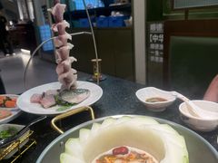 -得意咚瓜·顺德鱼生·冬瓜火锅(深圳首店)