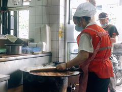 -黄阿姨锅贴大王(万航渡路店)