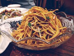 圆葱干豆腐丝-李老哈·东北菜(宋园路店)