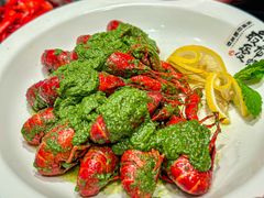 -龙巢盱眙龙虾·牛蛙·烧烤宵夜(八卦岭店)