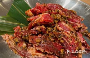 Grilled Black Pepper Beef Ribs
