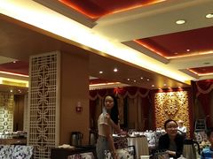 -广州中心皇冠假日酒店·百粤楼