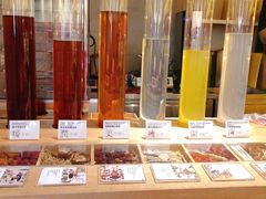 -1828王老吉·草本新茶(珠江新城地铁站店)