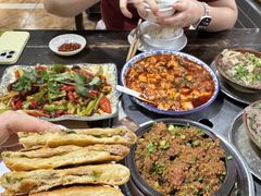 -乐山食古香跷脚牛肉