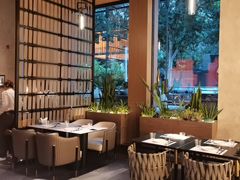 -洛缦音乐餐厅(工业展览馆万象城店)