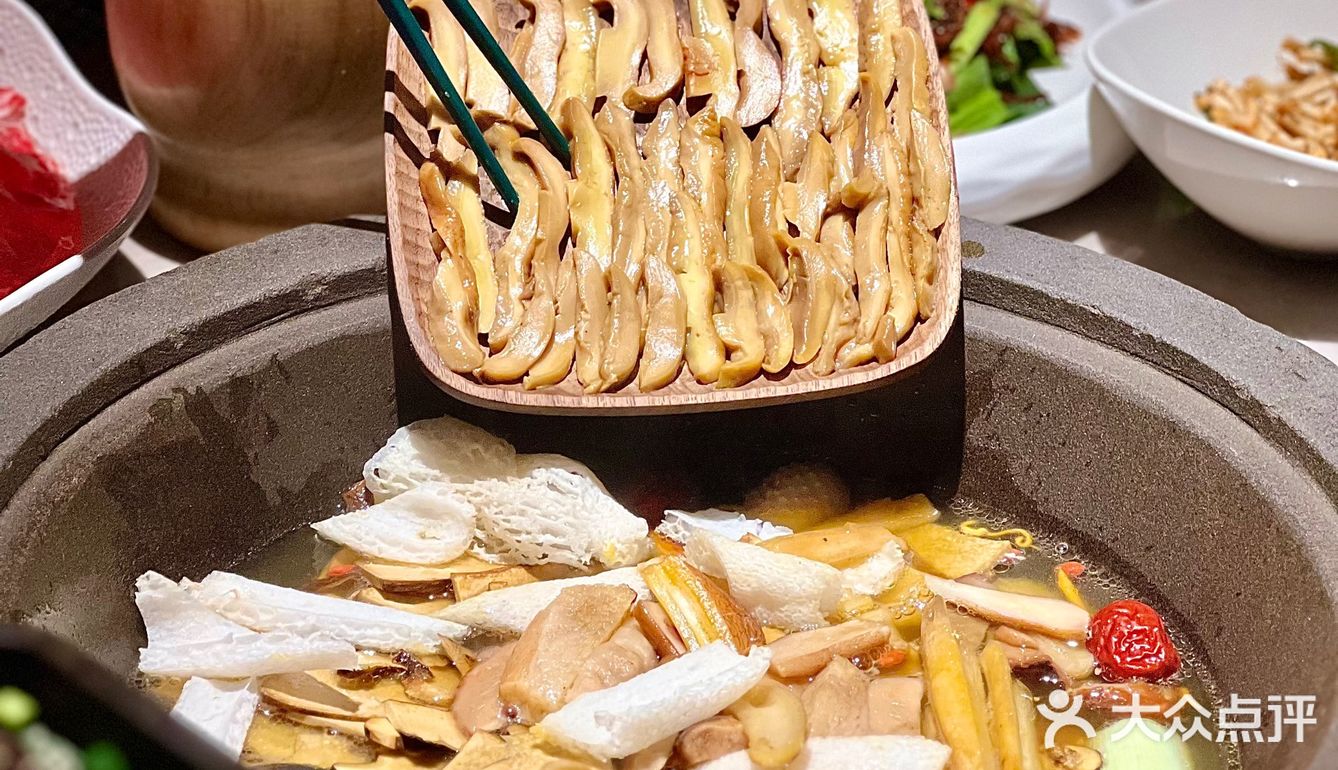 这锅云南珍菌老鹅汤锅真的简直了…