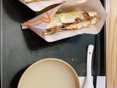 -驴世家驴肉火烧·凉皮·胡辣汤(五道口店)