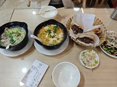 -闫家驴肉老店(华电一校店)