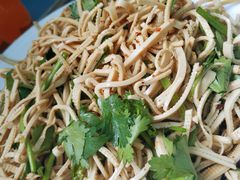 凉拌豆腐皮-老三烧烤(二环西路店)