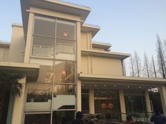 -上海怡沁园度假酒店