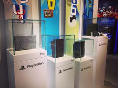 -Sony Store 索尼(上海淮海中路店)