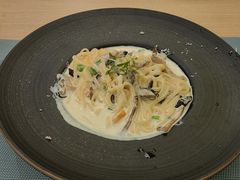 -杏荟旋转餐厅(广州爱群店)
