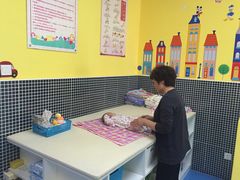 -小鸭先知婴幼儿游泳馆