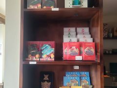 -包整·丝娃娃(一览甲秀楼风景店)