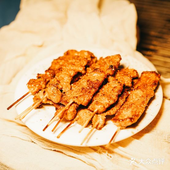 犁花尖小吃店