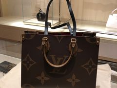 -LV路易威登(德基广场店)