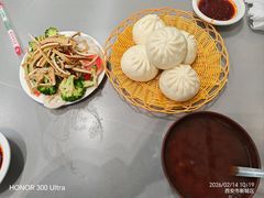 -郑家包子牛肉拉面(尚勤路店)