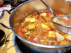 -左庭右院鲜牛肉火锅(金山万达店)