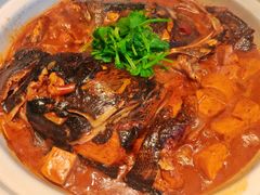 红烧鱼头-曾家厨房·新徽菜(高新天柱路店)