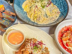 -阿妮叶李(光谷世界城店)