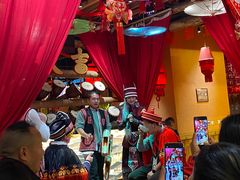 -老滇山寨•云南特色菜•地方菜•民族风情歌舞表演(金碧店)