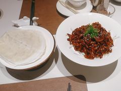 -皇城根·鲁菜济南菜·吊炉烤鸭·炒鸡鱼头(济南旗舰店)