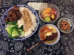 秘制红烧肉饭套餐-蜗牛小馆醉乡民谣云南菜(惠新西里店)