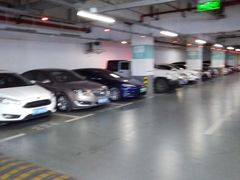 -嘉亭荟城市生活广场-停车场