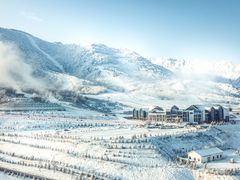 -鳌山滑雪度假区