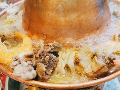 -鑫渔港海鲜本地菜·山海关浑锅(东戴河店)