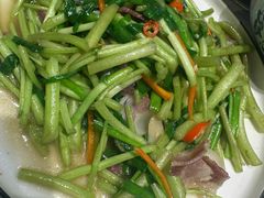 -民间瓦缸煨汤館(嵩山路店)